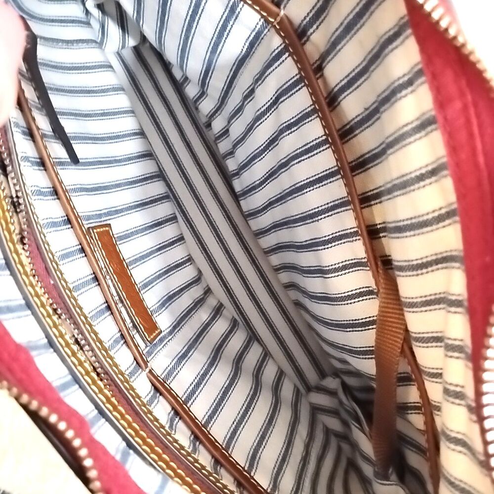 Dooney & Bourke Tan Shoulder Bag Pockets Zip Handbag Purse - Picture 5 of 10